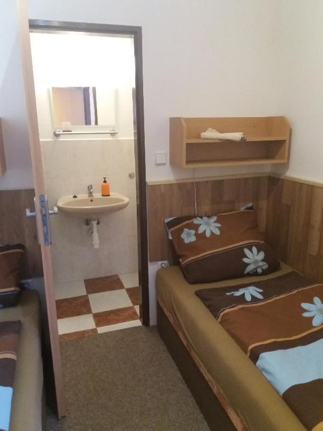 A+R Pension Plzeň Exteriör bild